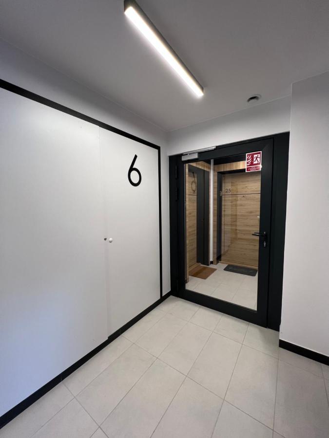 Апартаменти Apartament 26 Metro Варшава Екстер'єр фото